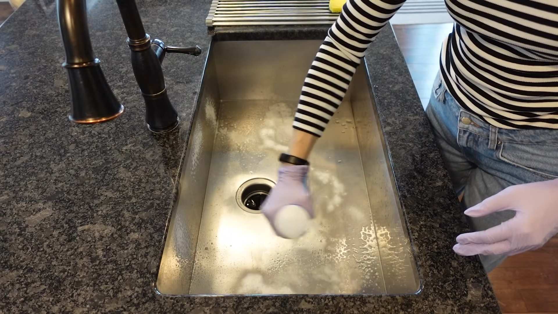 Clean and Deodorize Sink DIY